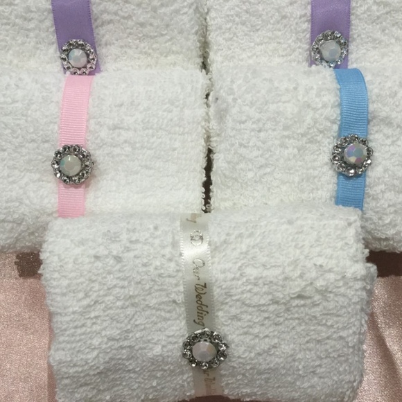 WEDDING DECORATIONS - Picture 7 of 8